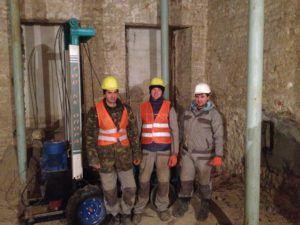 2015_Киев_Владимирская_устройство фундамента внутри подвала (1)