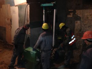 2015_Киев_Владимирская_устройство фундамента внутри подвала (3)