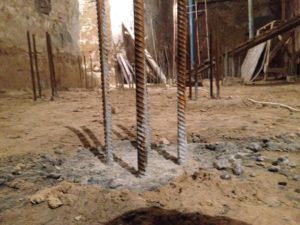 2015_Киев_Владимирская_устройство фундамента внутри подвала (4)